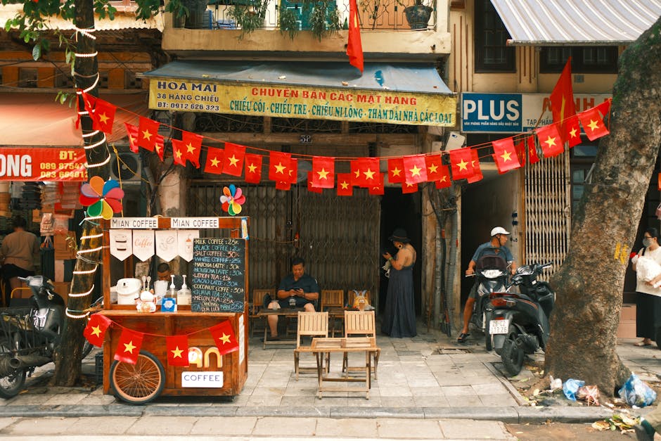 Hanoi Coffee Culture: Complete Vietnamese Coffee Guide (2026) 4 Charming Vietnamese street coffee shop