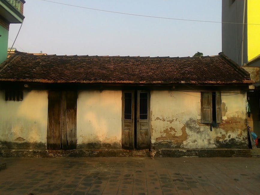 Duong Lam Ancient Village: Hanoi's Best Heritage Day Trip (2026) 2 Old traditional Vietnamese house with tiled roof
