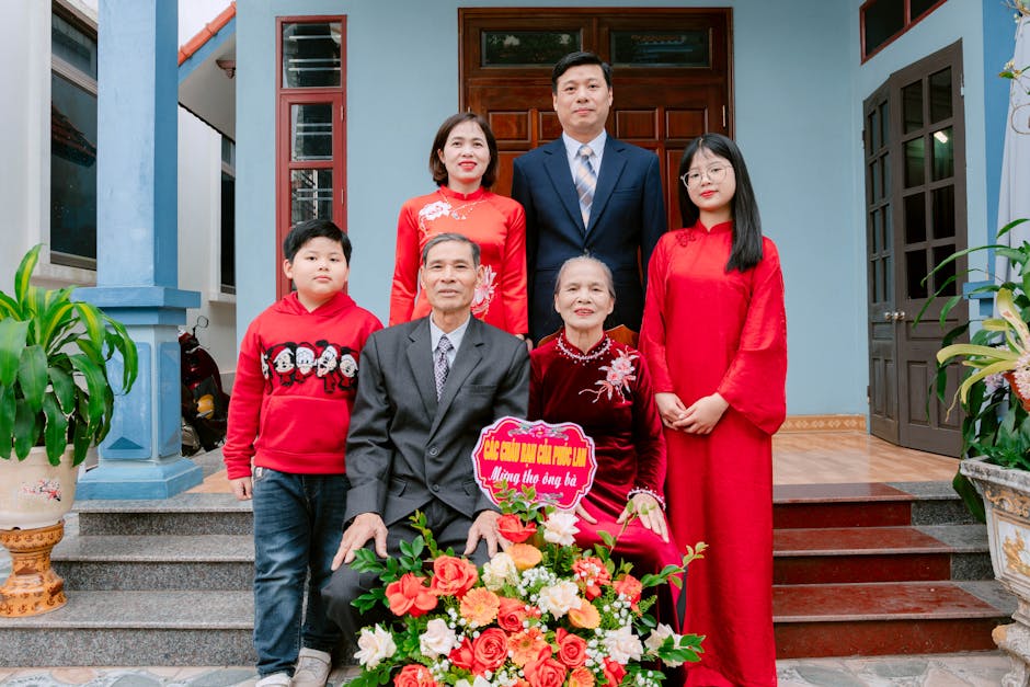 Vietnamese Customs & Etiquette: Cultural Guide (2026) 1 Multi-generational Vietnamese family in traditional clothing